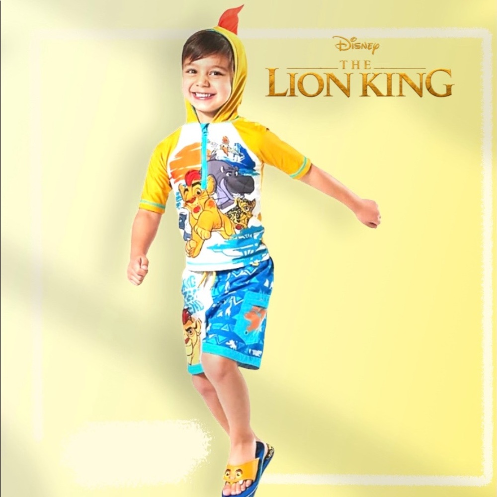 🦁 Disney  The Lion kings Son Swimsuit🦁 like new